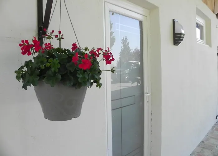 Figuier Domaine Cap De Coste Апартаменты *