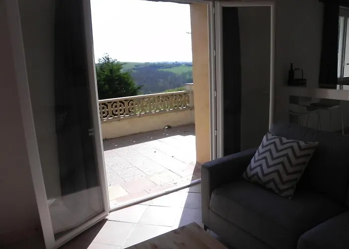 Figuier Résidence Domaine Cap De Coste Saint-Frajou